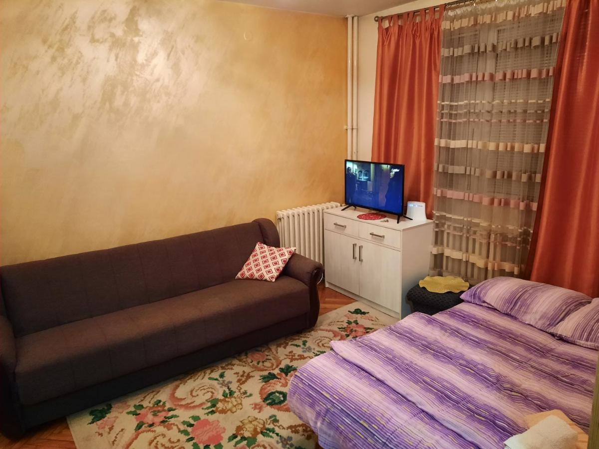 Stan Na Dan Apartman 31 Uzice Exterior photo