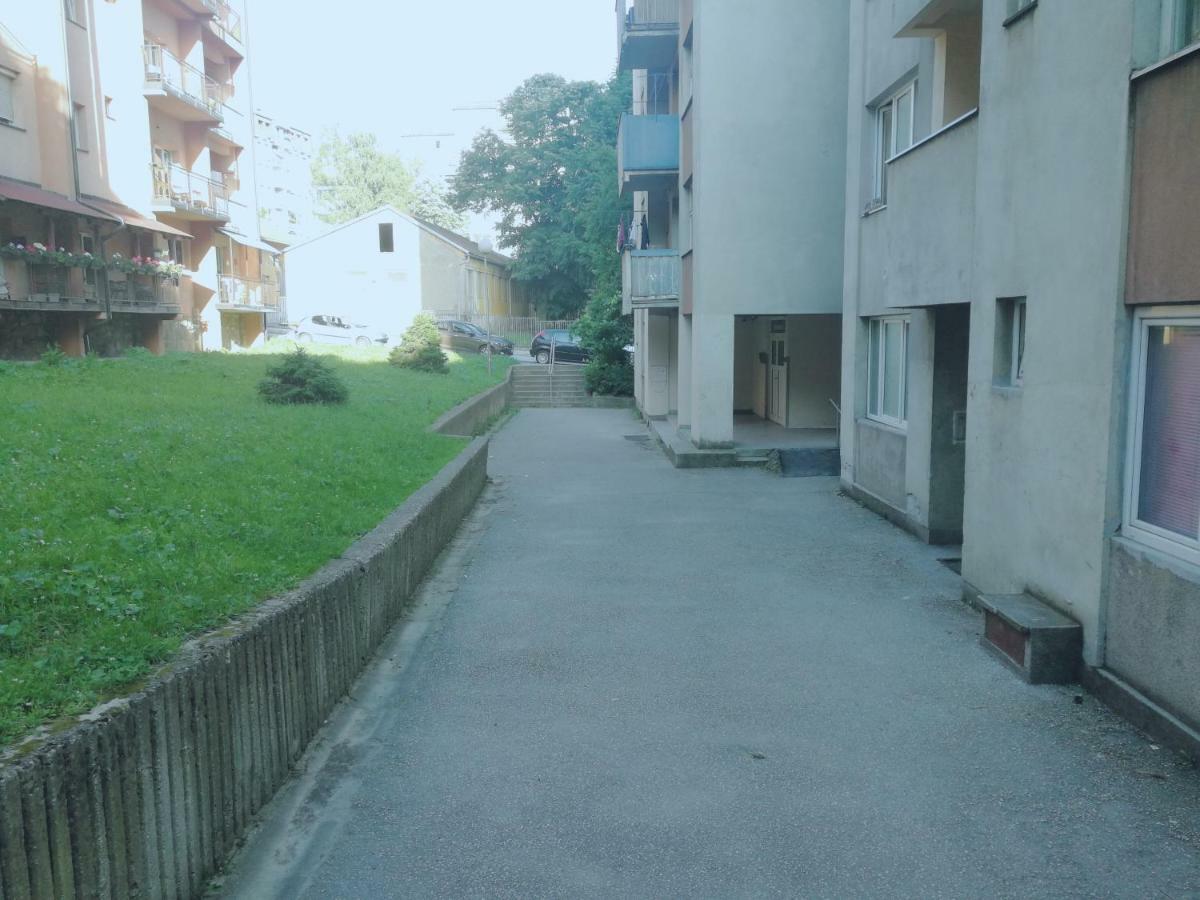 Stan Na Dan Apartman 31 Uzice Exterior photo